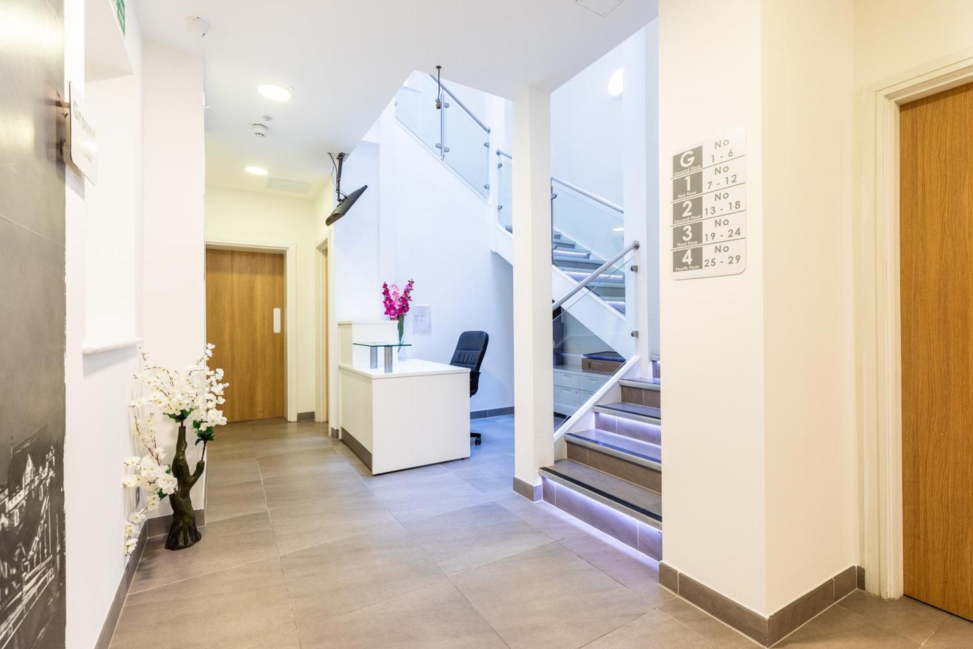 Clarges- Hsk Suites Londyn Zewnętrze zdjęcie