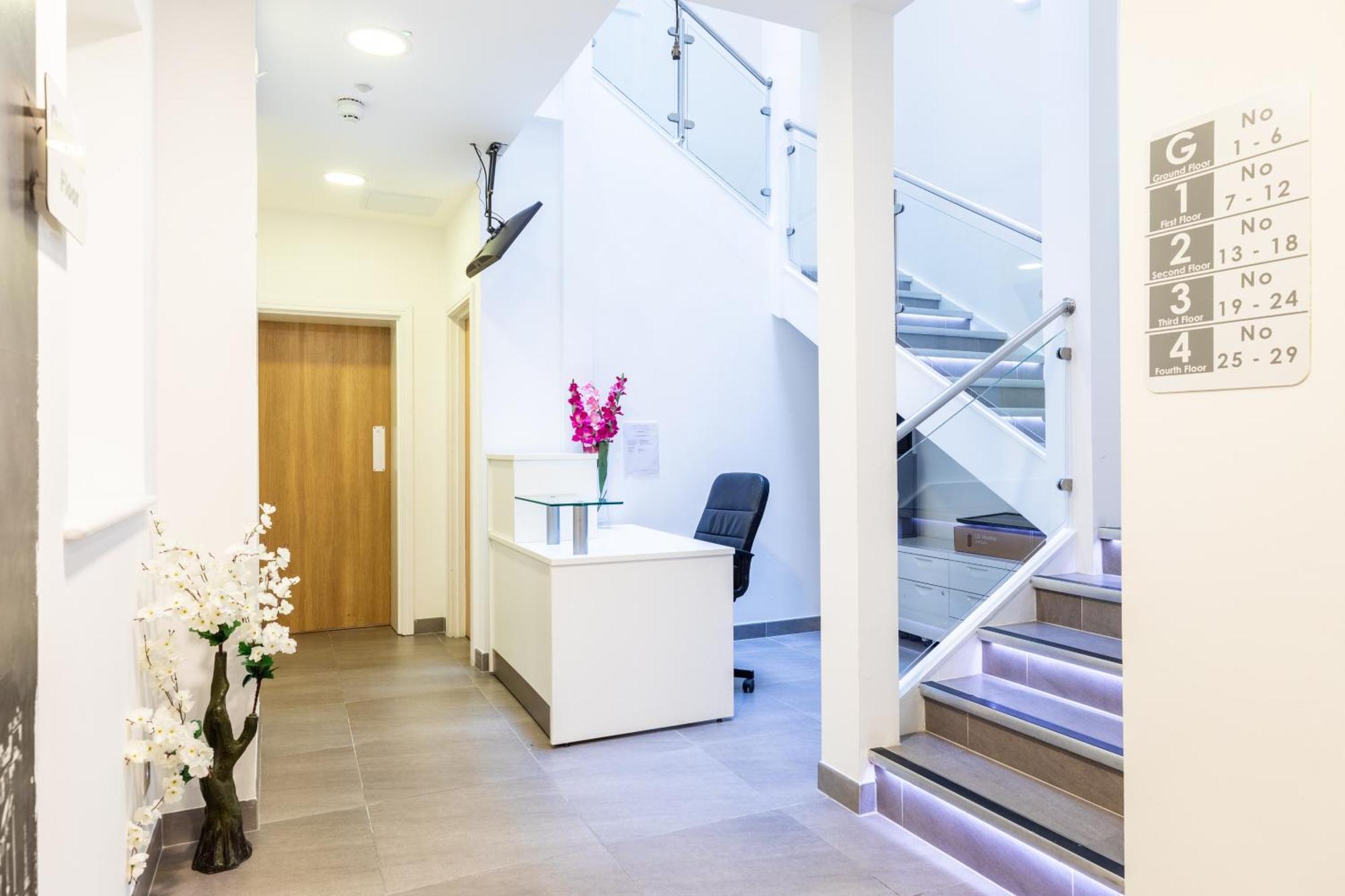 Clarges- Hsk Suites Londyn Zewnętrze zdjęcie