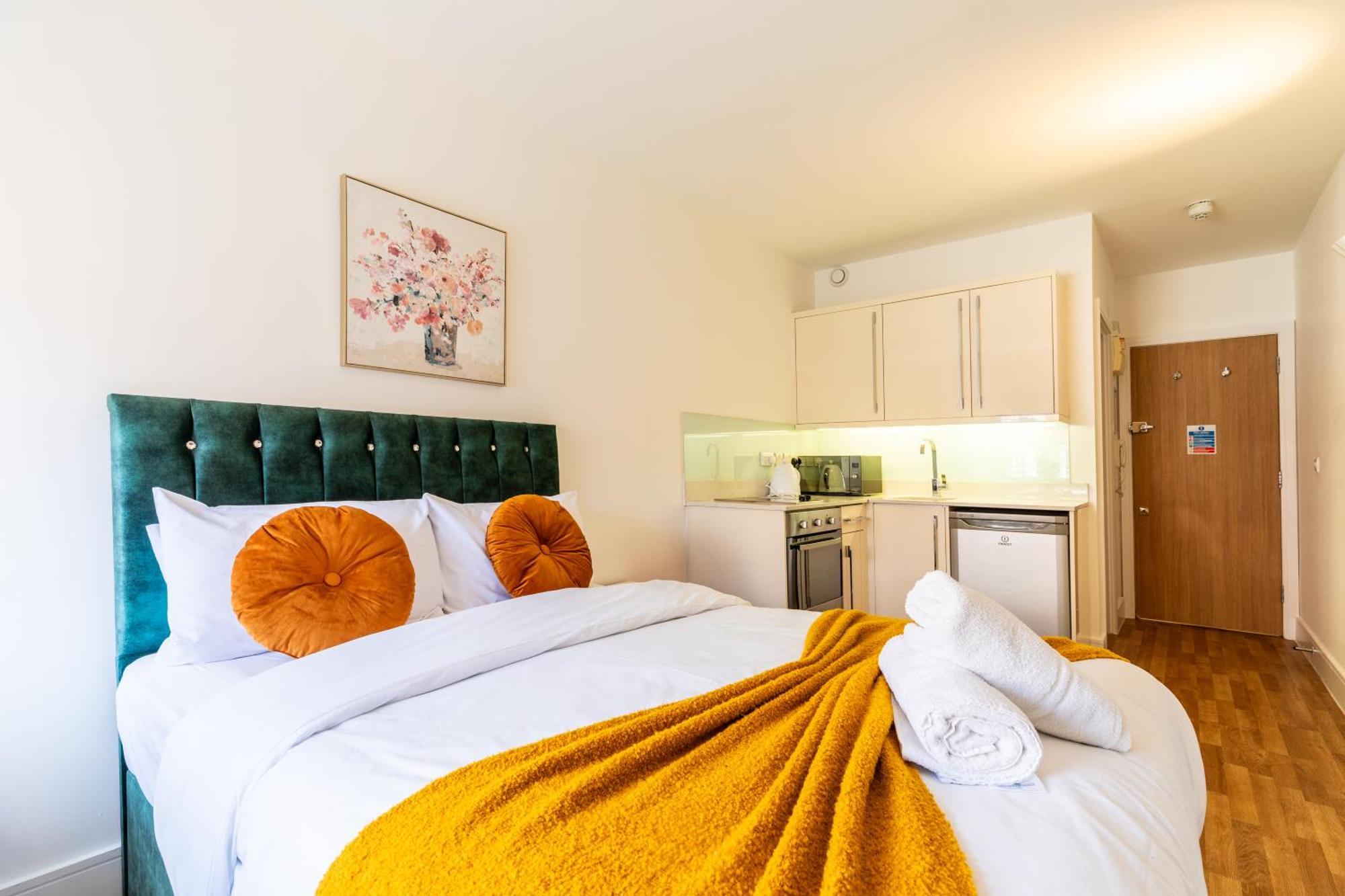 Clarges- Hsk Suites Londyn Zewnętrze zdjęcie