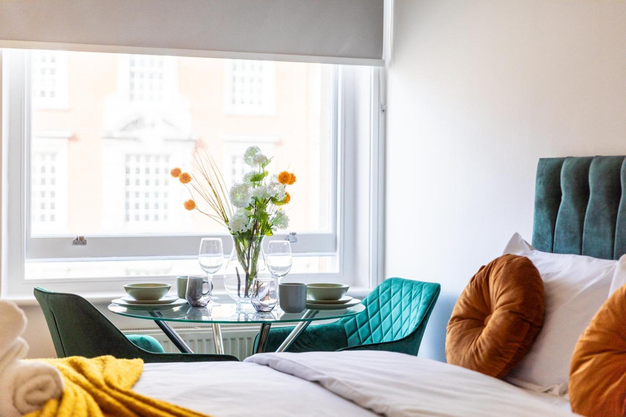 Clarges- Hsk Suites Londyn Zewnętrze zdjęcie